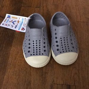 Native Jefferson NWT size C5